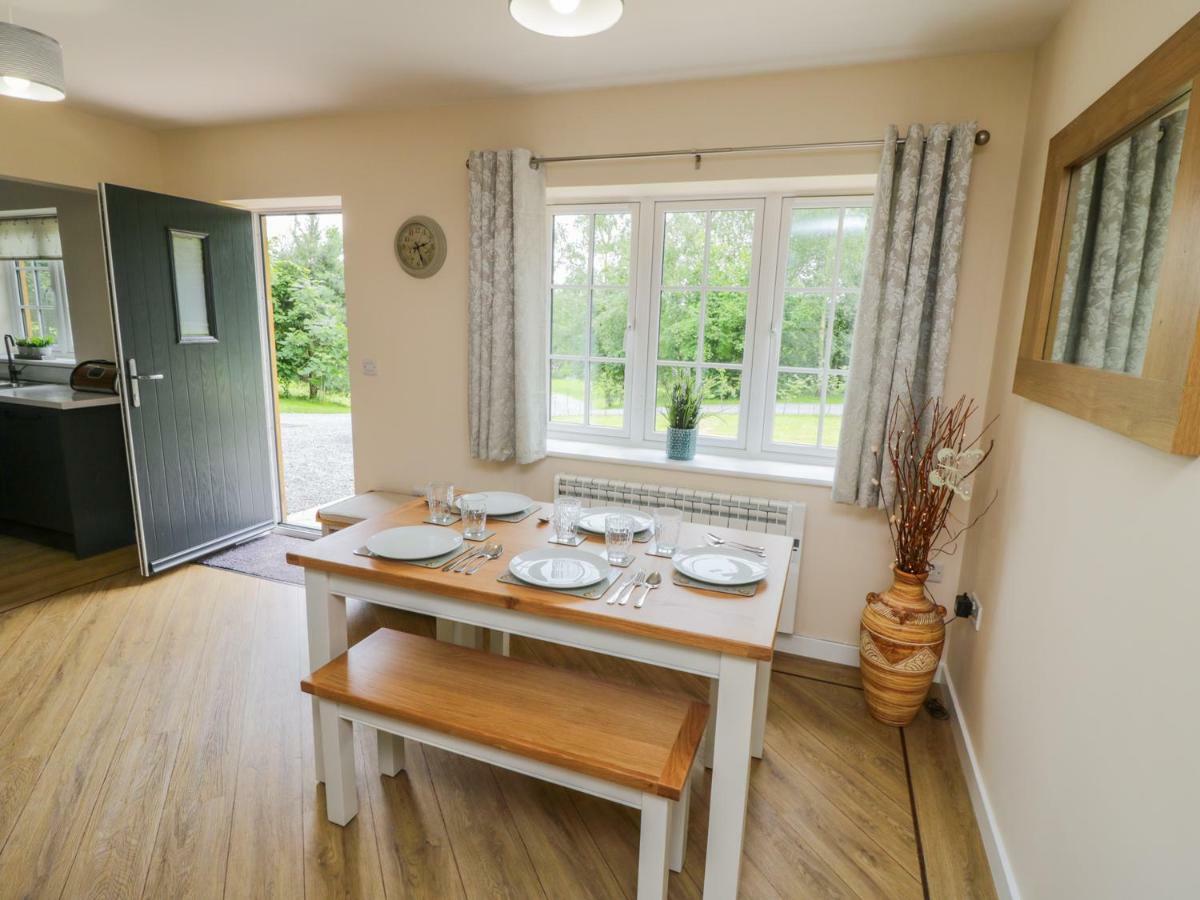 Ryedale Country Lodges - Willow Lodge York Exterior photo
